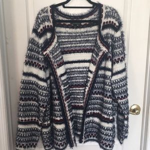 Women’s mid weight sweater